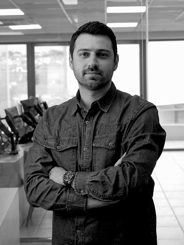 Γιώργος Παπαδόπουλος — Digital Marketing Specialist